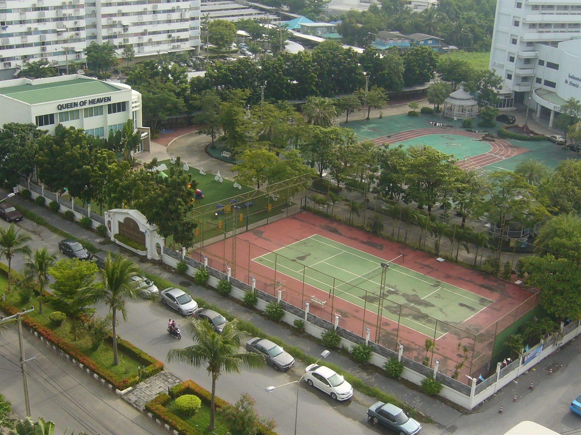 Impact Muang Thong Thani Service Condominium Bangkok Ngoại thất bức ảnh